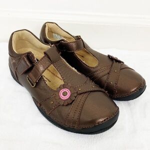 NEW STRIDE RITE Leather Carol Metallic Brown Floral Shoes Size 11.5W School Play